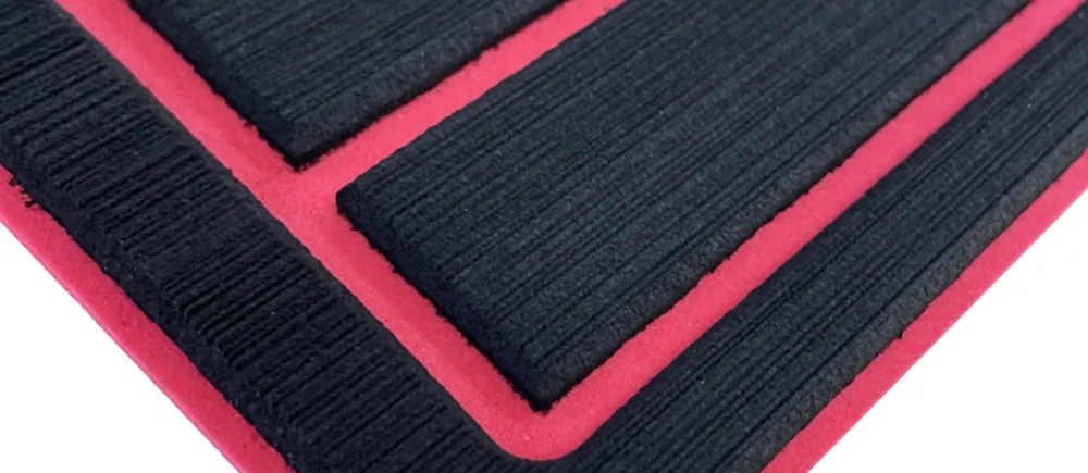 Black / Red